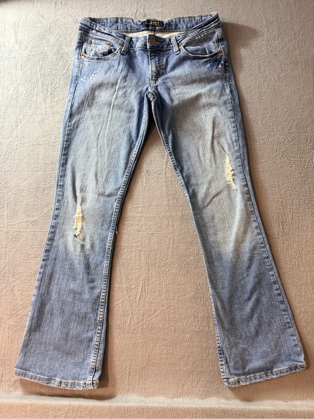 Levi's - 524 Too Super-low Light Blue Distressed Jeans